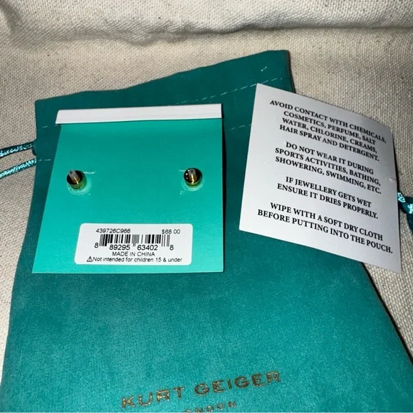 Kurt Geiger NWTB Eagle Head Crystal Encrusted & Gold Tone Post Earrings - Picture 5 of 10